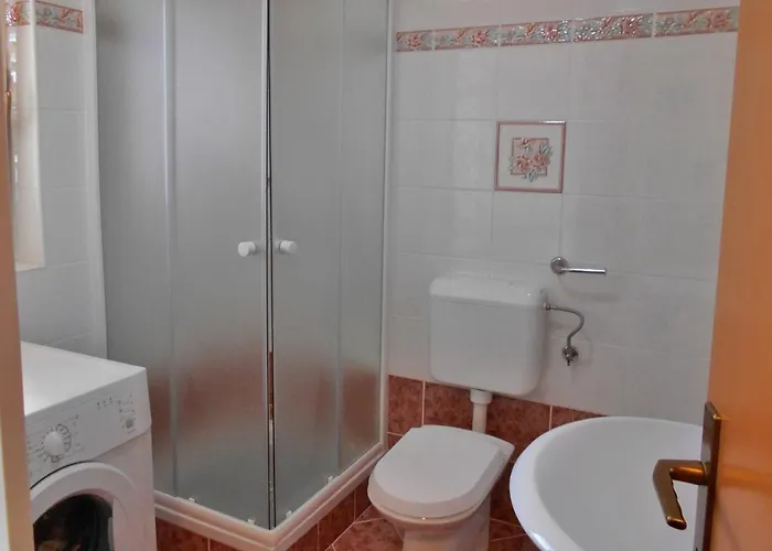 Juli No3 & No4 Lejlighed Mugeba