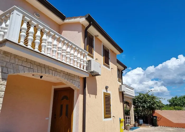 Juli No3 & No4 Lejlighed