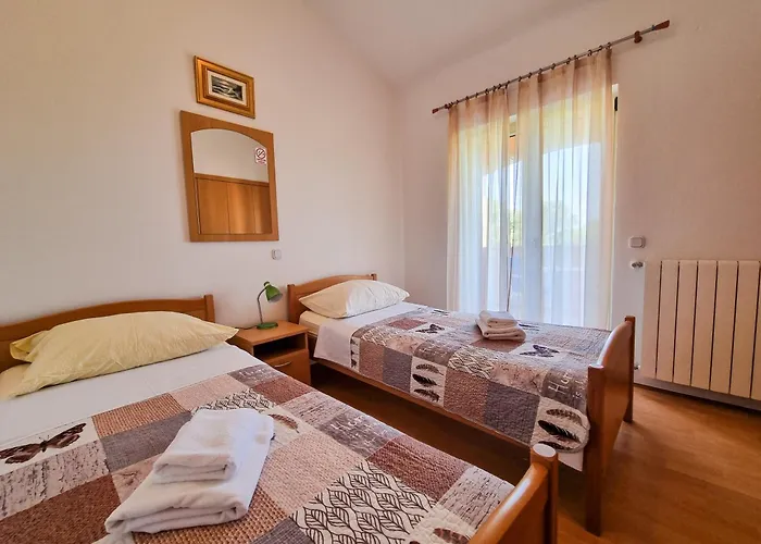 Juli No3 & No4 Lejlighed