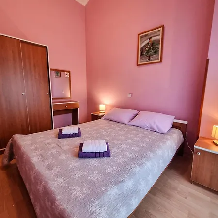 Juli No3 & No4 * Mugeba